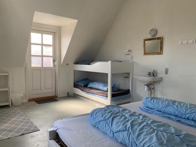 Gudhjem Hostel Екстериор снимка